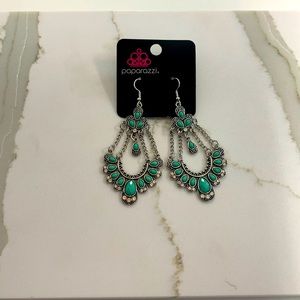 Paparazzi earrings